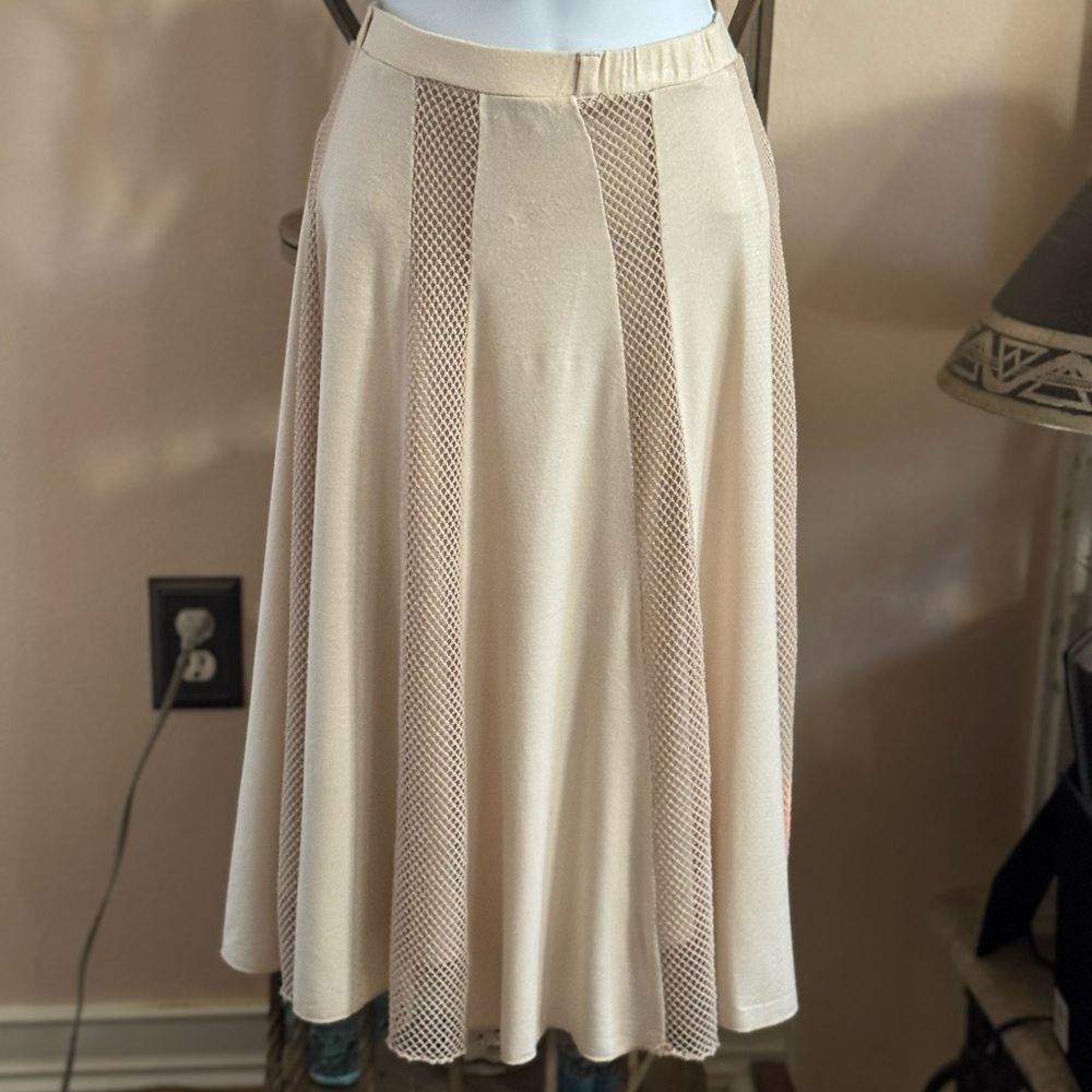 Lapis Cream A-Line Skirt with Mesh panels